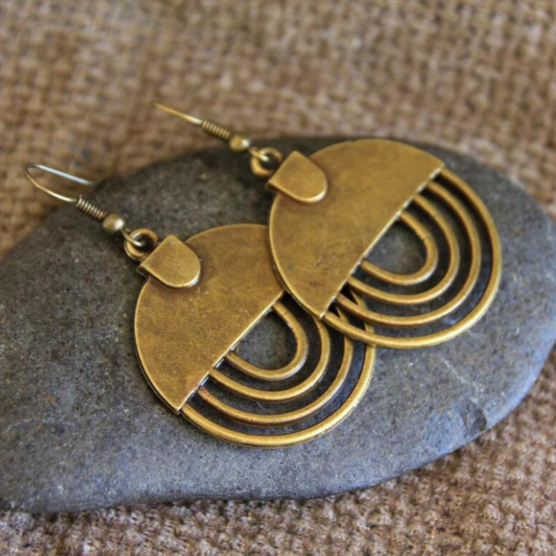 Boucles d'oreille bronze vintage – Image 4