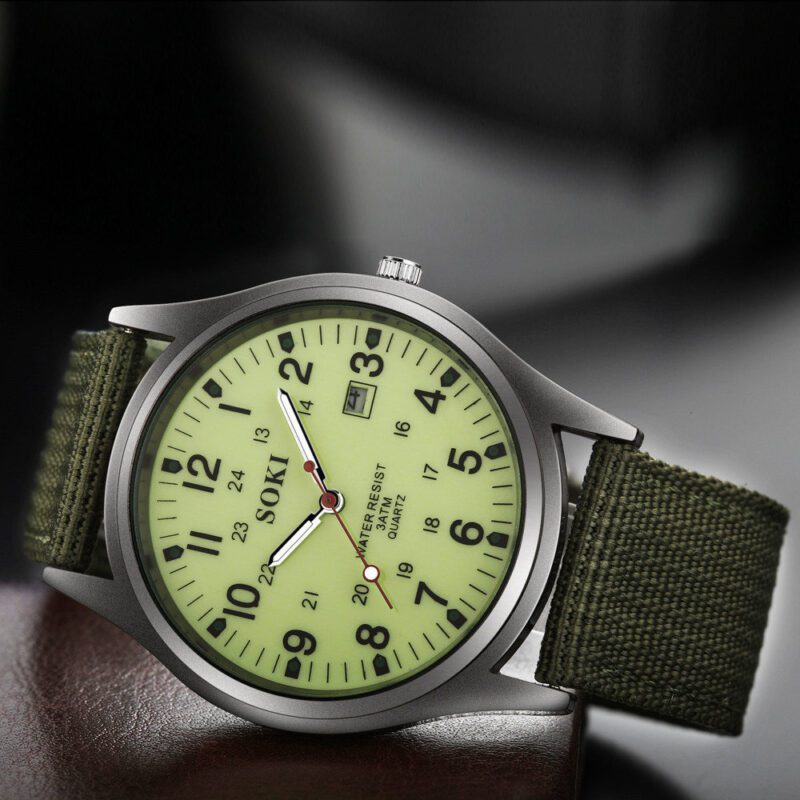 Montre militaire vintage