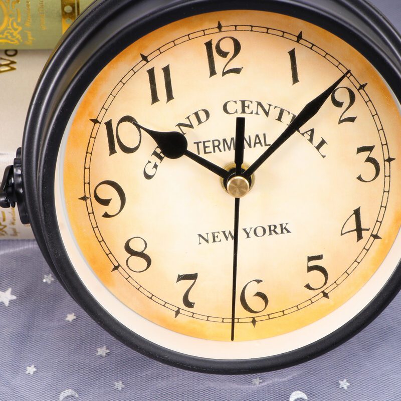 Horloge murale vintage noir – Image 2