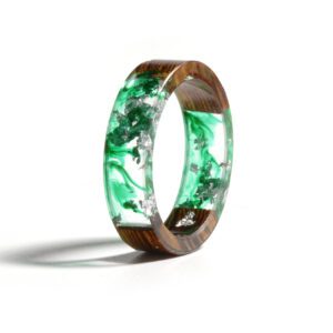 Bague en bois et résine vert – Image 2