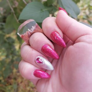 Bague en bois gothique transparent – Image 2