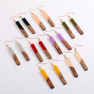 Boucle d'oreille en bois résine beige – Image 2