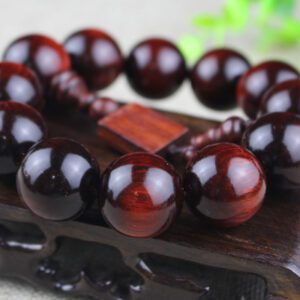 Bracelet en bois perles de prière – Image 2