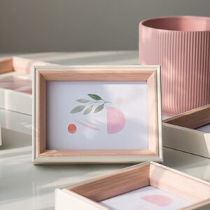 Cadre photo en bois décoratif rose