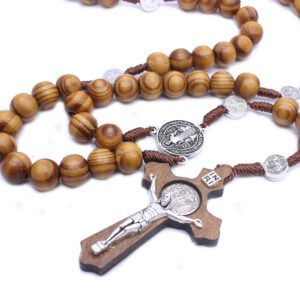 Collier en bois Catholique