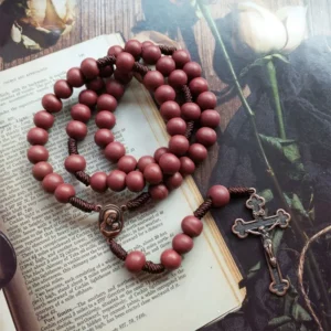 Collier en bois Prière Chrétienne