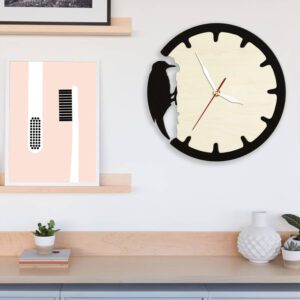 Horloge en bois corbeau