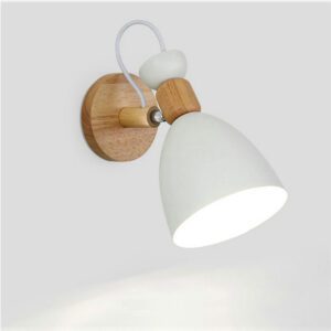 Luminaire en bois au design simple blanc