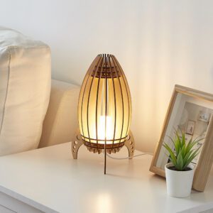 Luminaire en bois fusée spatiale