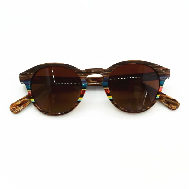 Lunettes de soleil en bois femme – Image 3