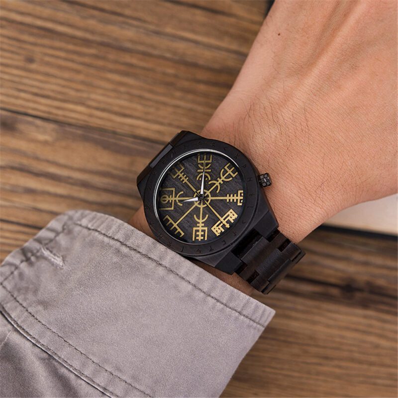 Montre en bois aiguilles lumineux noir – Image 4