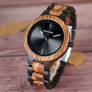 Montre en bois classique