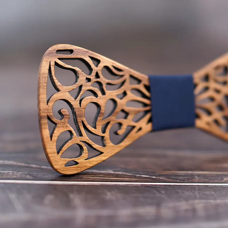 Nœud papillon en bois décontracté bleu – Image 3