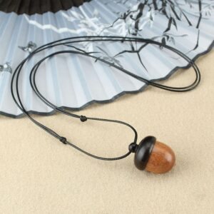 Pendentif en bois gland marron