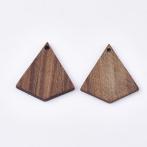 Pendentif en bois triangulaire