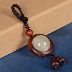 Porte-clé en bois porte-bonheur rouge