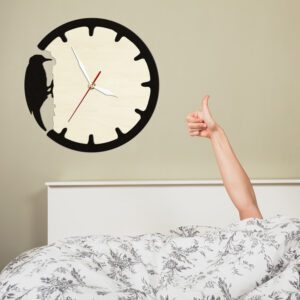 Horloge en bois corbeau – Image 3